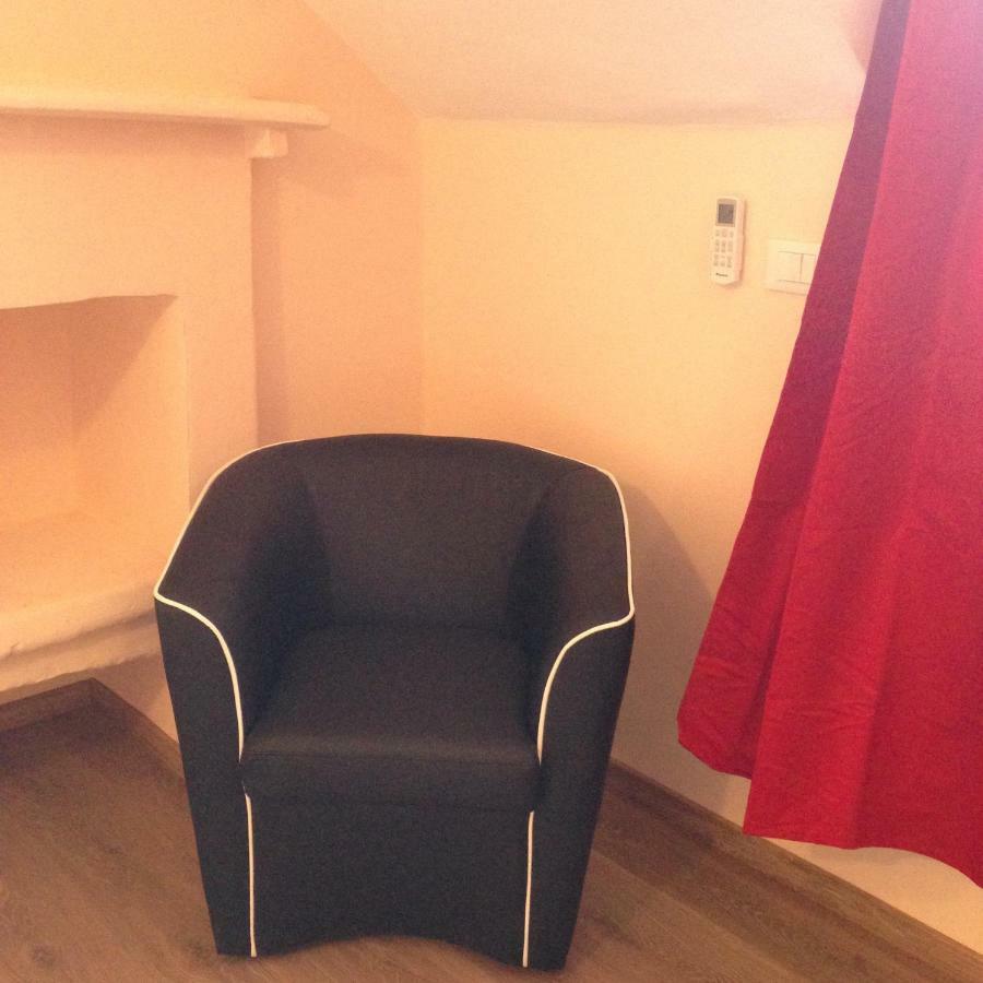 Apartmán Mansarda In Borgo Dora Turín Exteriér fotografie